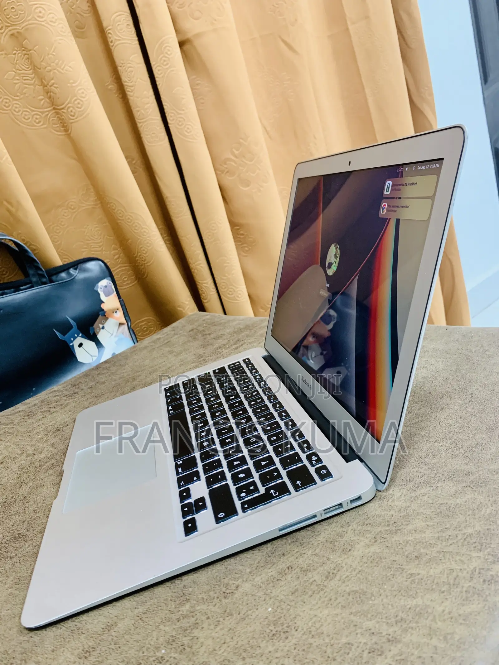 Laptop Apple MacBook Pro 2017 8GB Intel Core i5 SSD 256GB