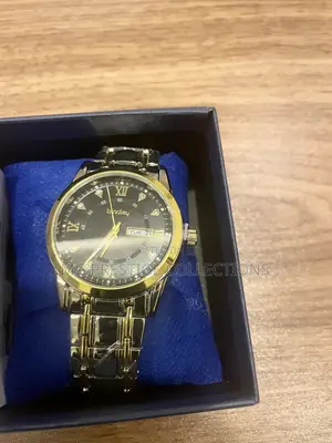 Gold Luxury Men's Stainless Steel Watch (Brand New in Box)