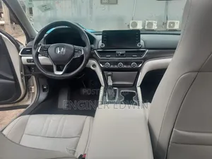 Honda Accord EX-L (1.5L 4cyl Turbo CVT) 2019 Gold