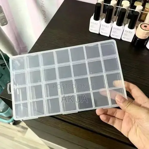 28-Compartment Transparent Jewelry Storage Box