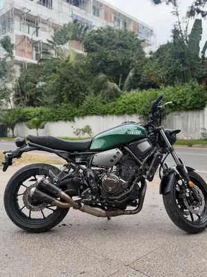 Yamaha XSR700 2022 Green