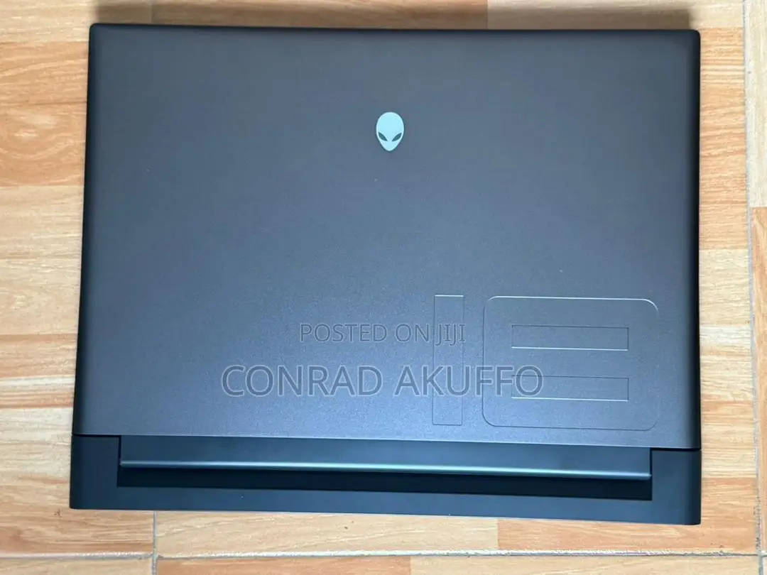 Laptop Dell Allienware M18 R1 16GB Intel Core i9 SSD 1T