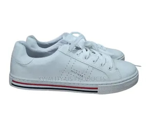 Tommy Hilfiger Girls Sneakers - Size 36