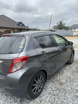 Toyota Vitz 2013 Gray