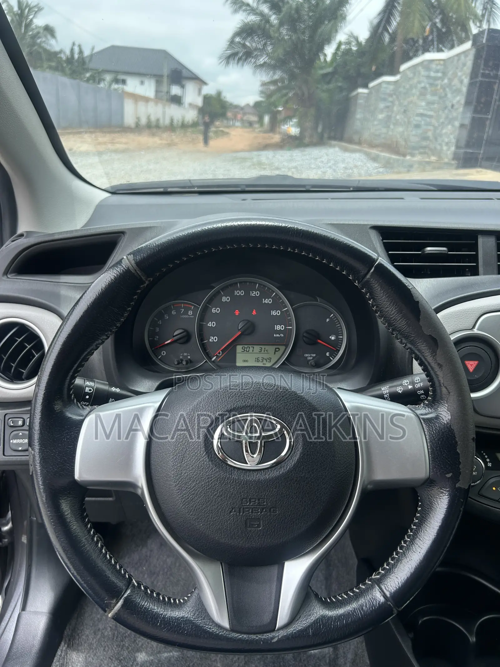 Toyota Vitz 2013 Gray