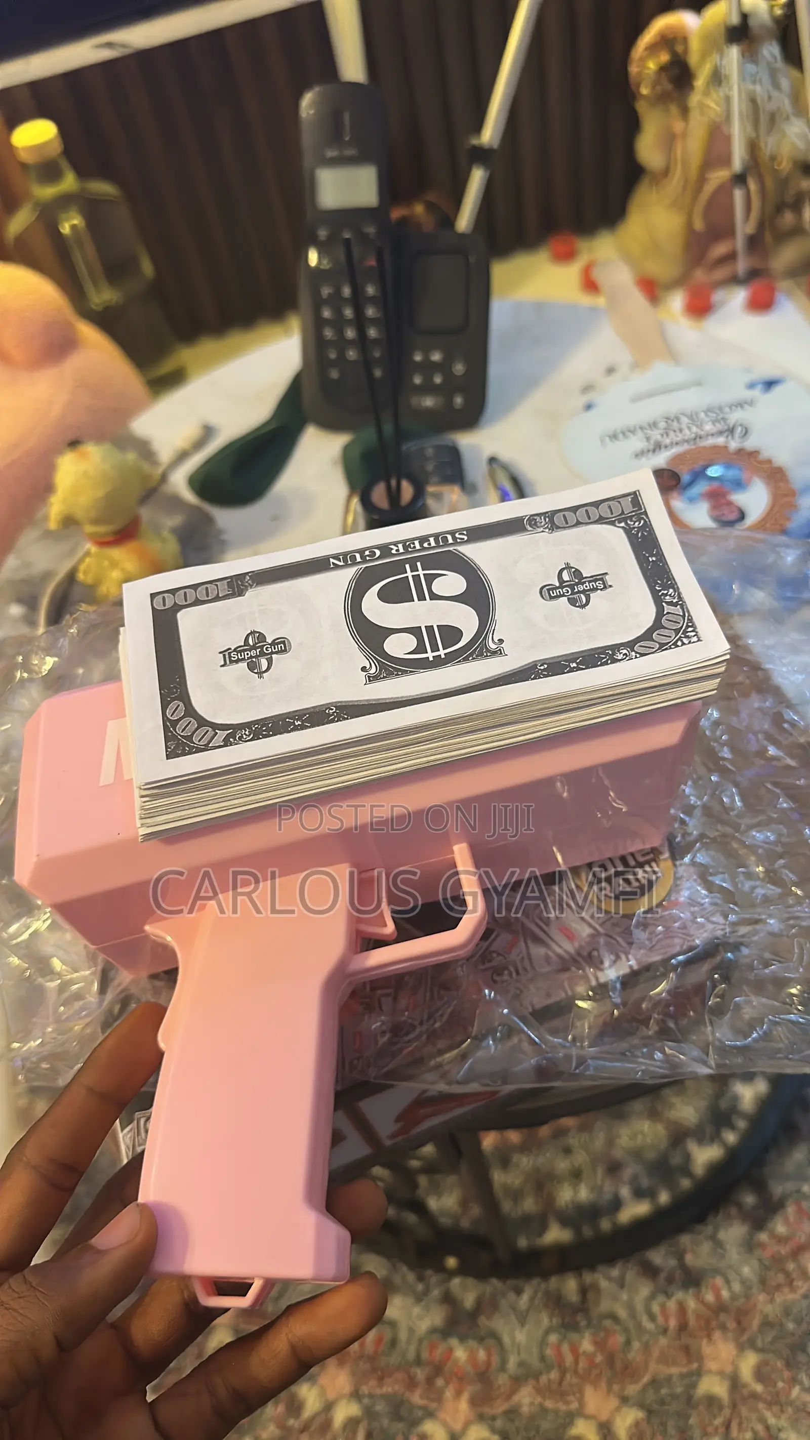 Super Money Gun
