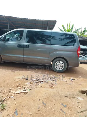 Hyundai Starex 2015 Grey