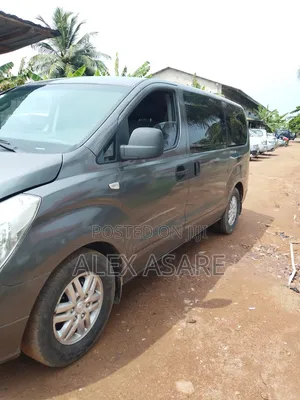 Hyundai Starex 2015 Grey