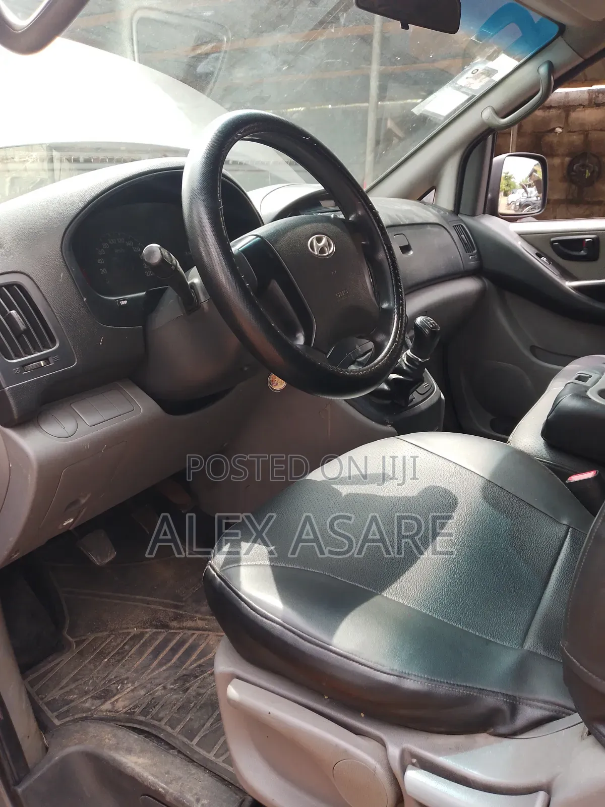 Hyundai Starex 2015 Grey