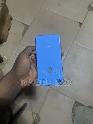 New Apple iPhone XR 64 GB Blue