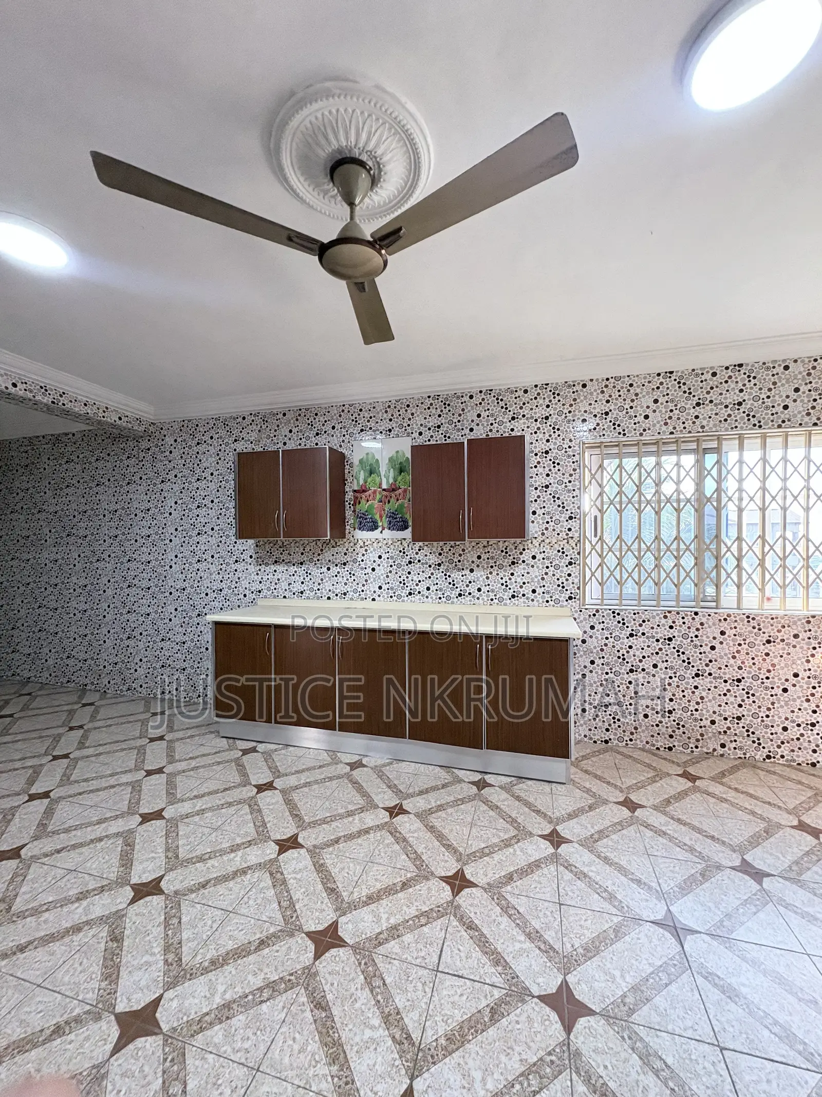4bdrm Apartment in Mr. Justice Estate, Bortiano for rent