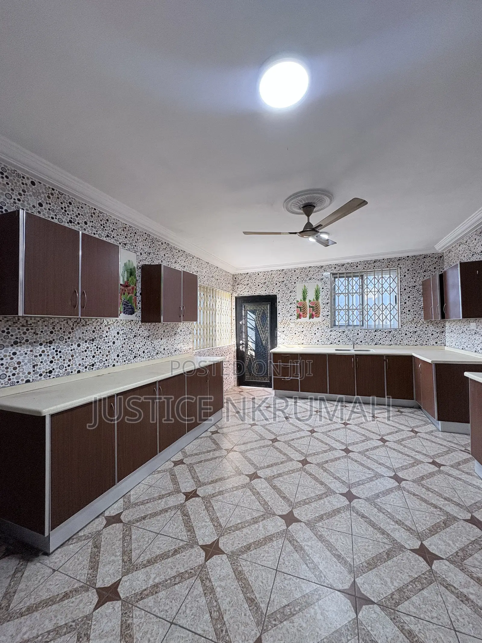 4bdrm Apartment in Mr. Justice Estate, Bortiano for rent