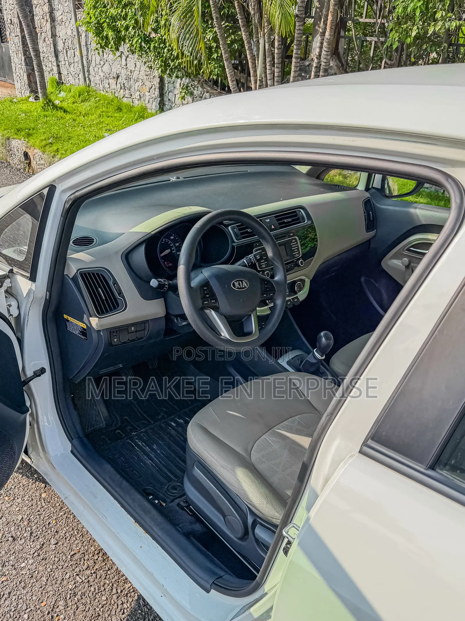 Kia Rio LX 4dr Sedan (1.6L 4cyl 6M) 2017 White