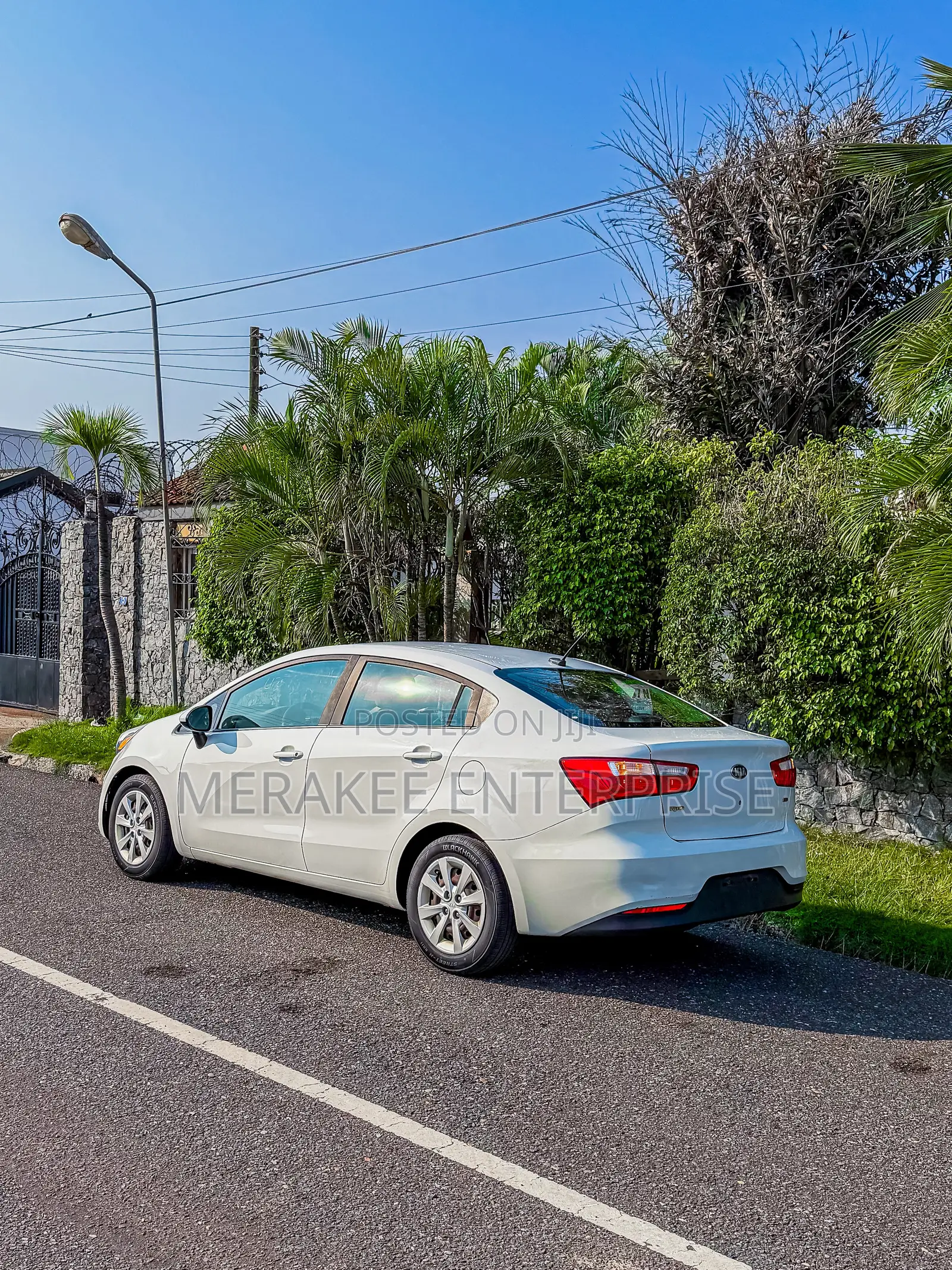 Kia Rio LX 4dr Sedan (1.6L 4cyl 6M) 2017 White