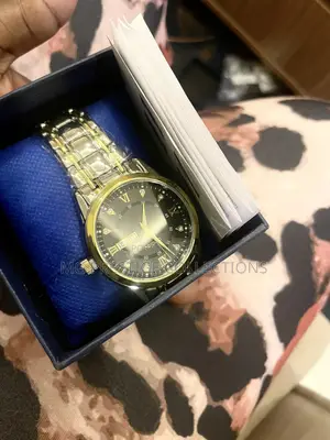 Gold Luxury Men's Stainless Steel Watch (Brand New in Box)