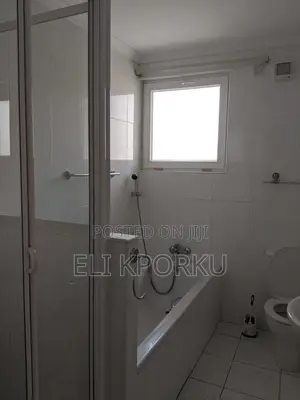 3bdrm Apartment in Palm Court, Airport Residential Area for sale