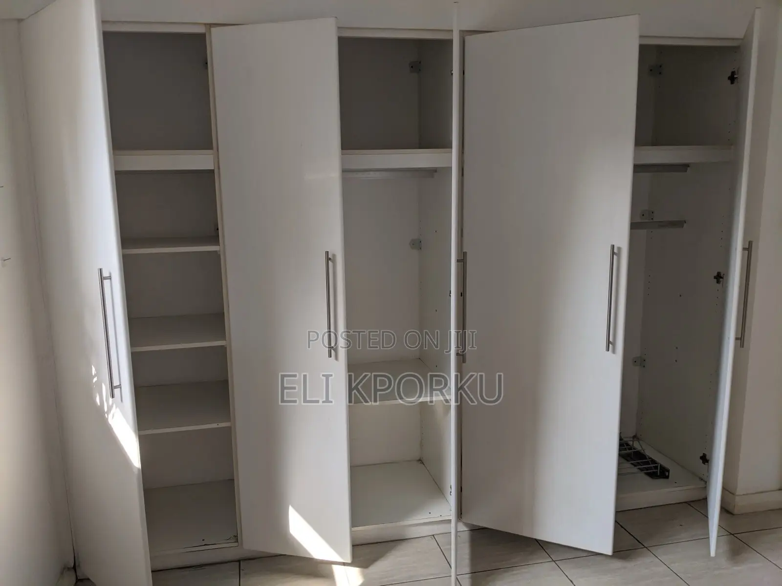 3bdrm Apartment in Palm Court, Airport Residential Area for sale