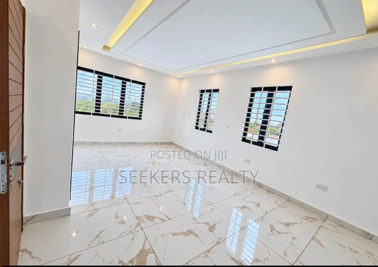 5bdrm House in Seekers Realty, Valley View Area for sale