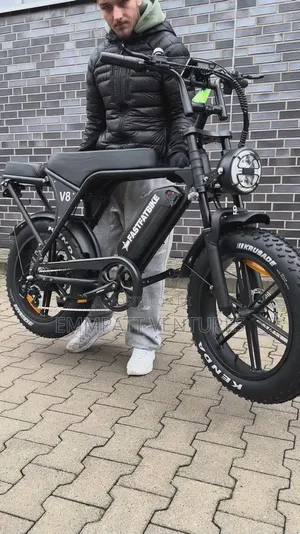 New Bourget 2025 Black