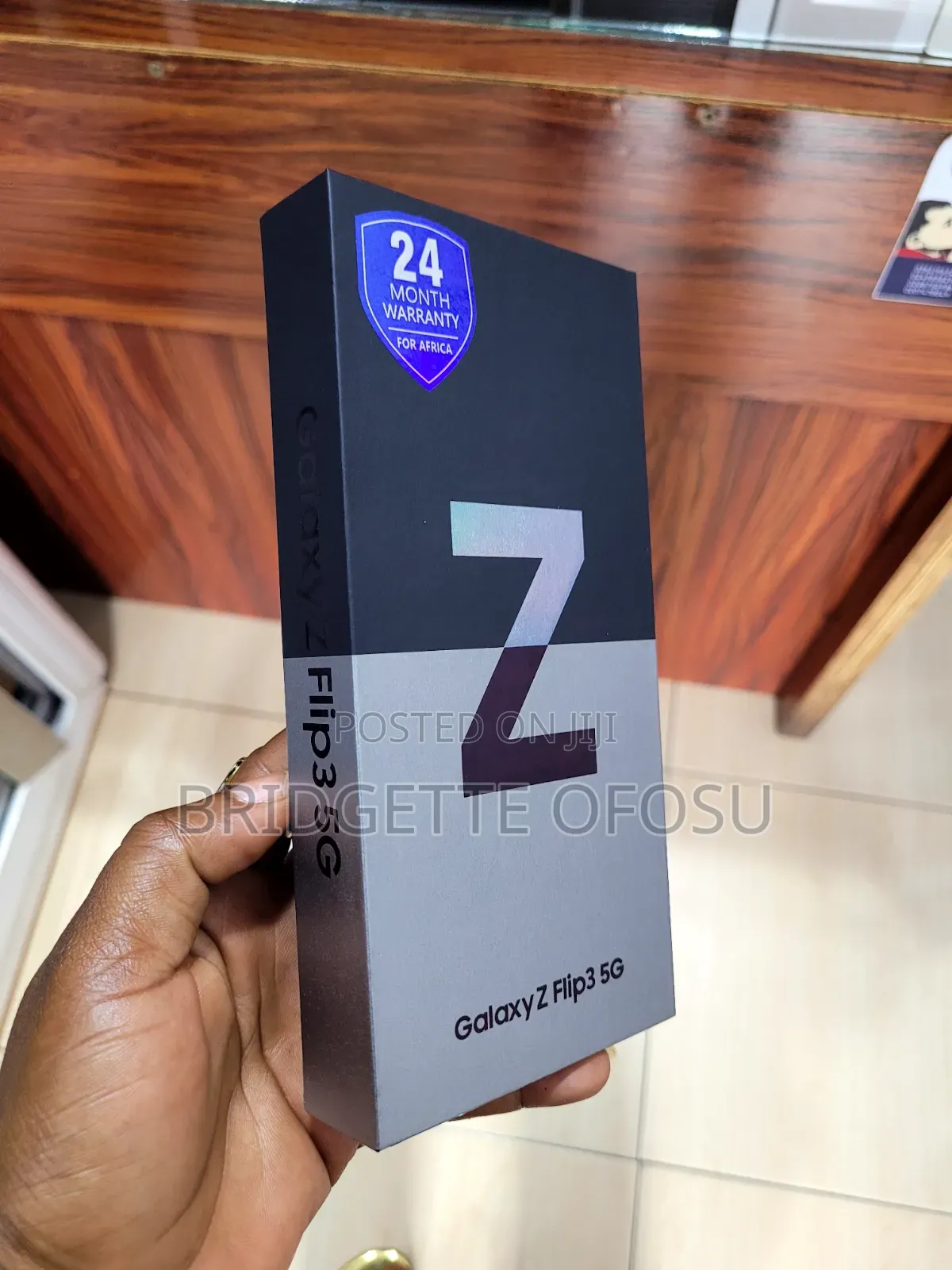 New Samsung Galaxy Z Flip3 5G 128 GB Black