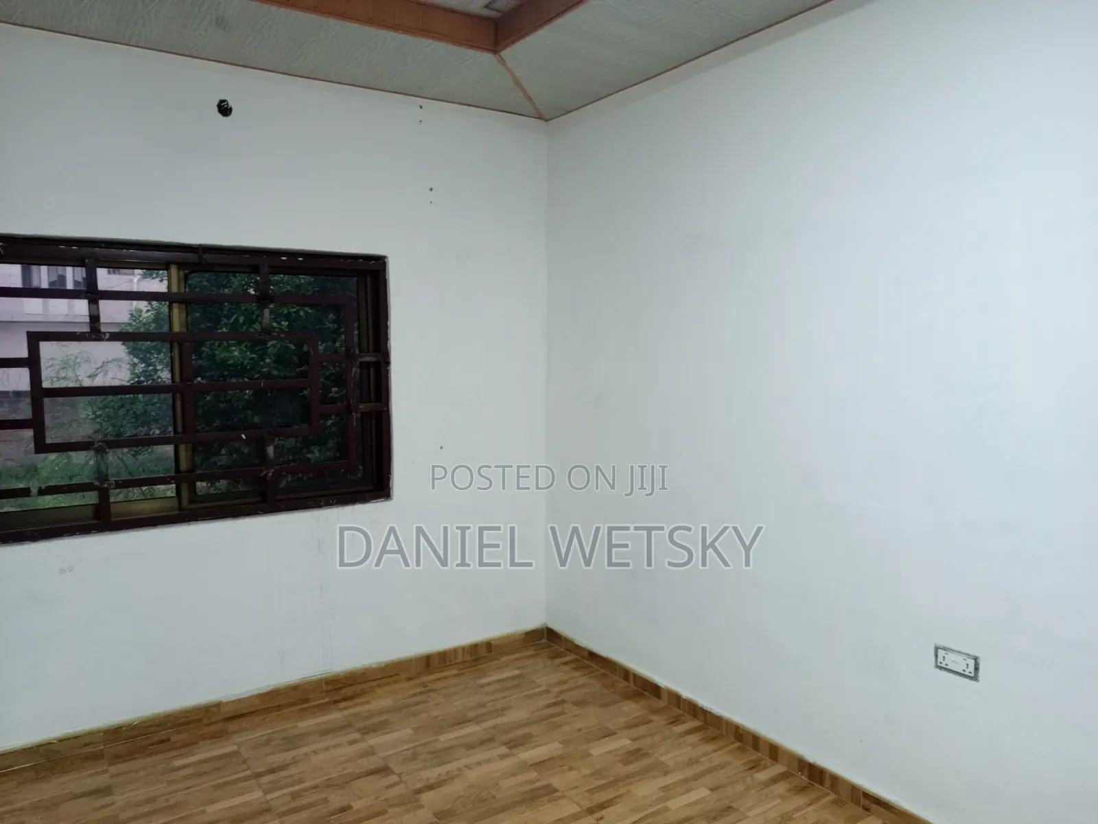 2bdrm Apartment in Awoshie-Anyaa Nic for rent