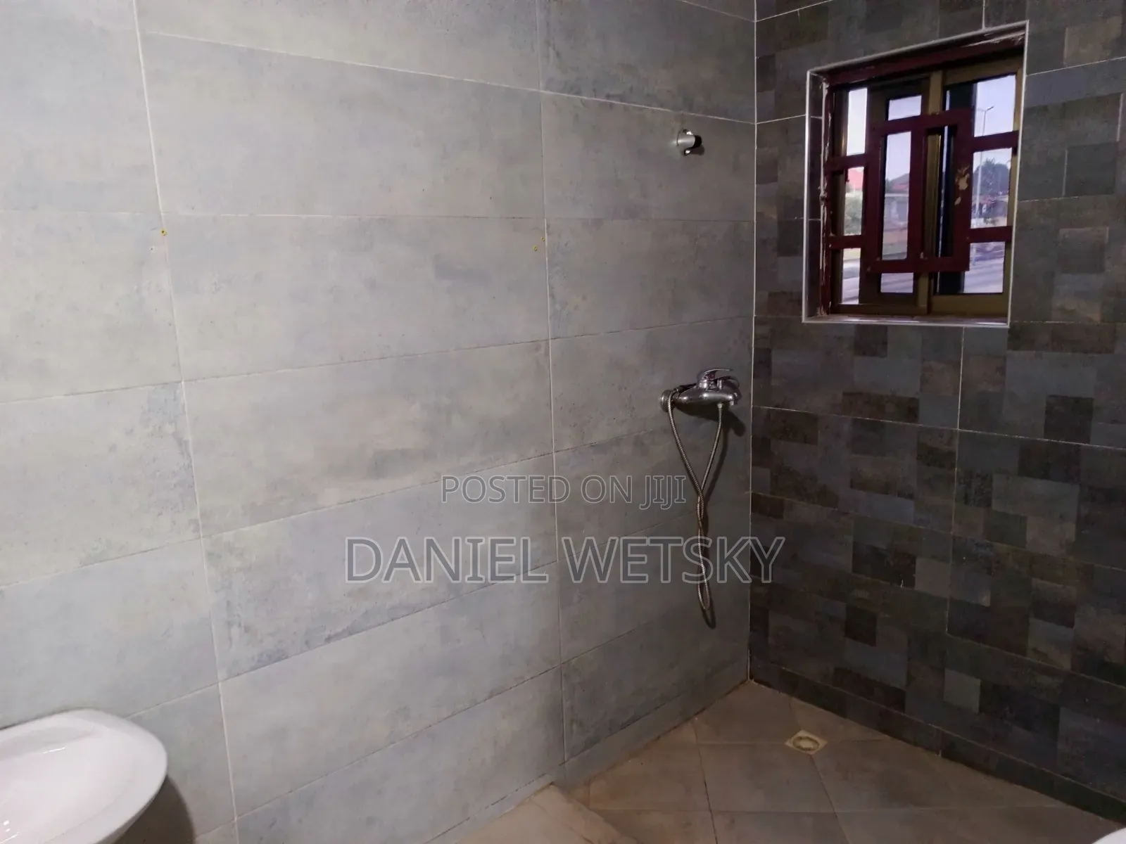 2bdrm Apartment in Awoshie-Anyaa Nic for rent