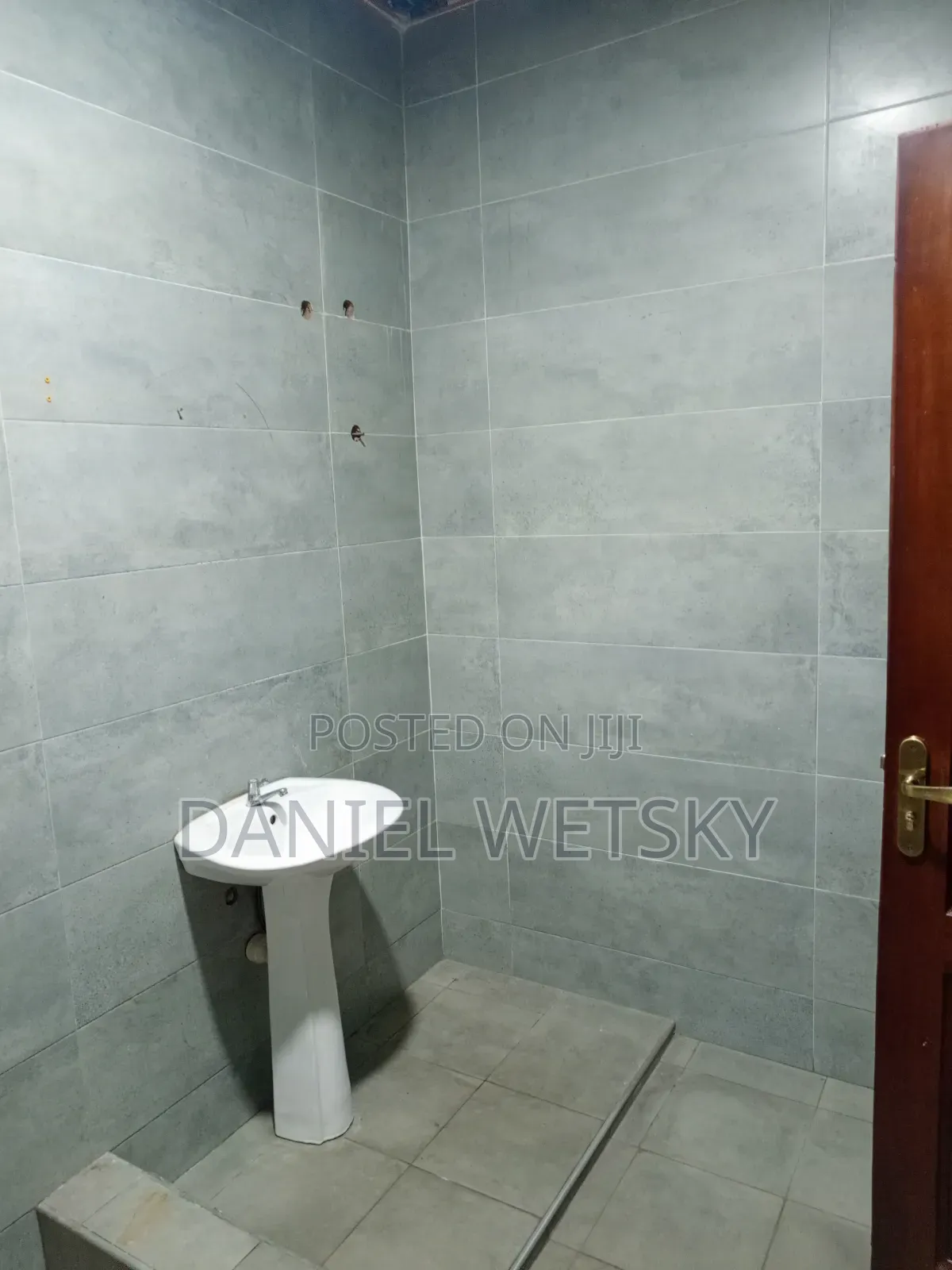 2bdrm Apartment in Awoshie-Anyaa Nic for rent
