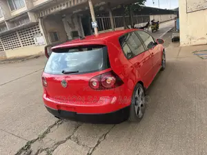 Volkswagen Golf GTI 2009 Red