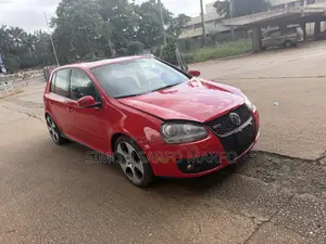 Volkswagen Golf GTI 2009 Red