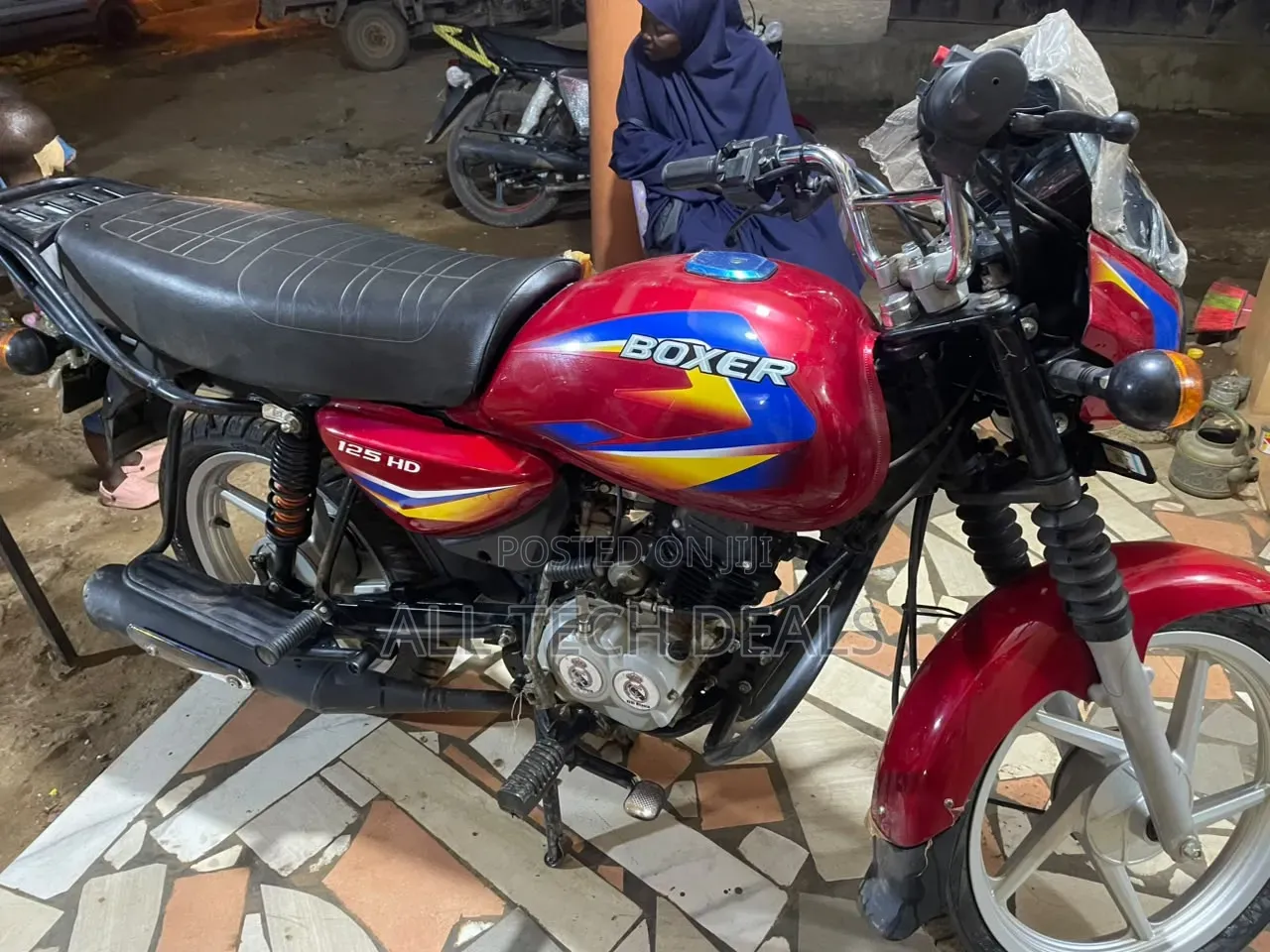 Bajaj Boxer 125 2025 Red