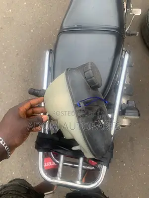 Mercedes Benz S Class Reservoir Bottle Tank