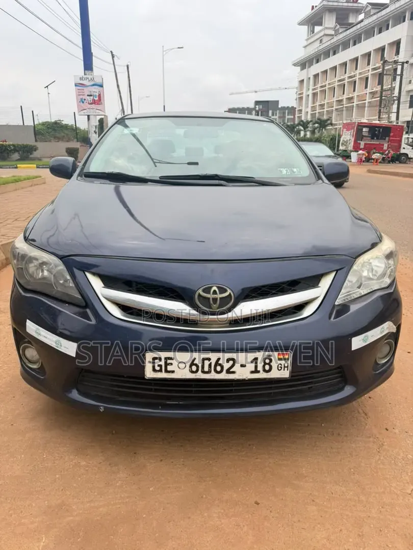 Toyota Corolla 2013 Black