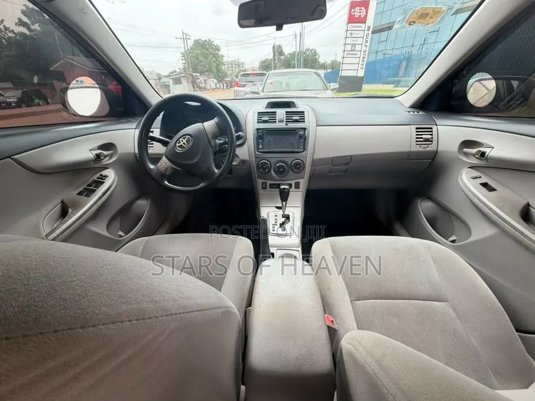 Toyota Corolla 2013 Black