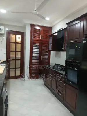 3bdrm Apartment in Community 11, Tema Metropolitan for rent