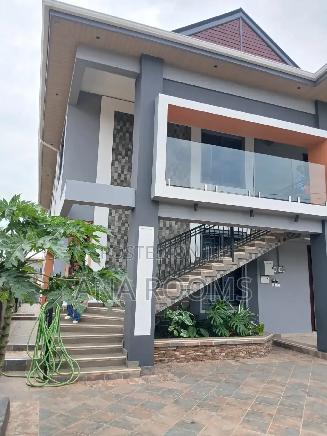 3bdrm Apartment in Community 11, Tema Metropolitan for rent