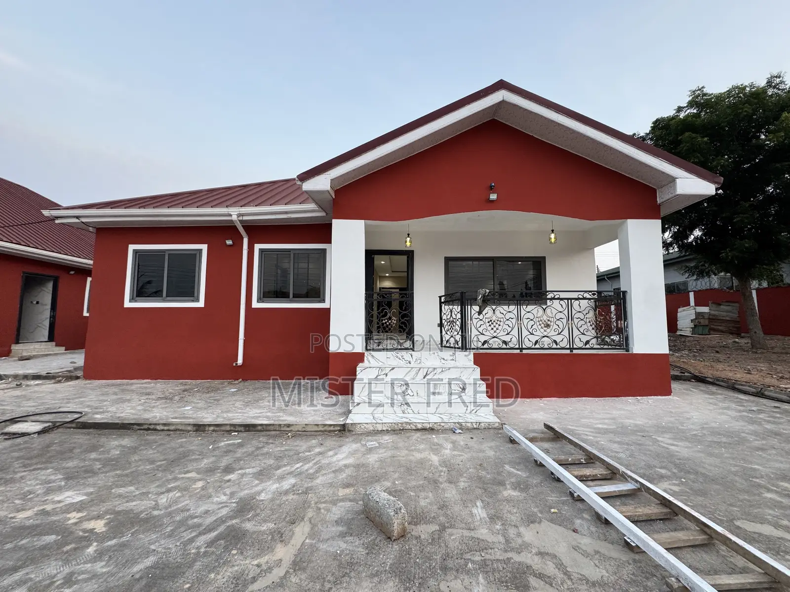 3bdrm Apartment in New Bortianor, Weija for rent
