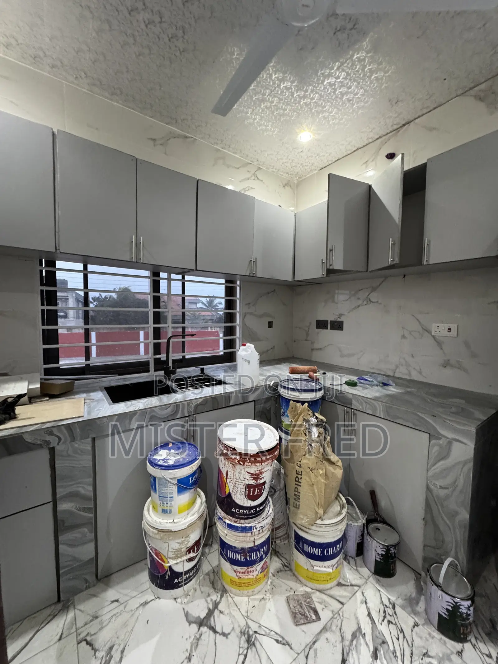 3bdrm Apartment in New Bortianor, Weija for rent