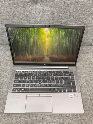 Laptop HP ZBook Firefly 14 G7 16GB Intel Core i5 SSD 256GB