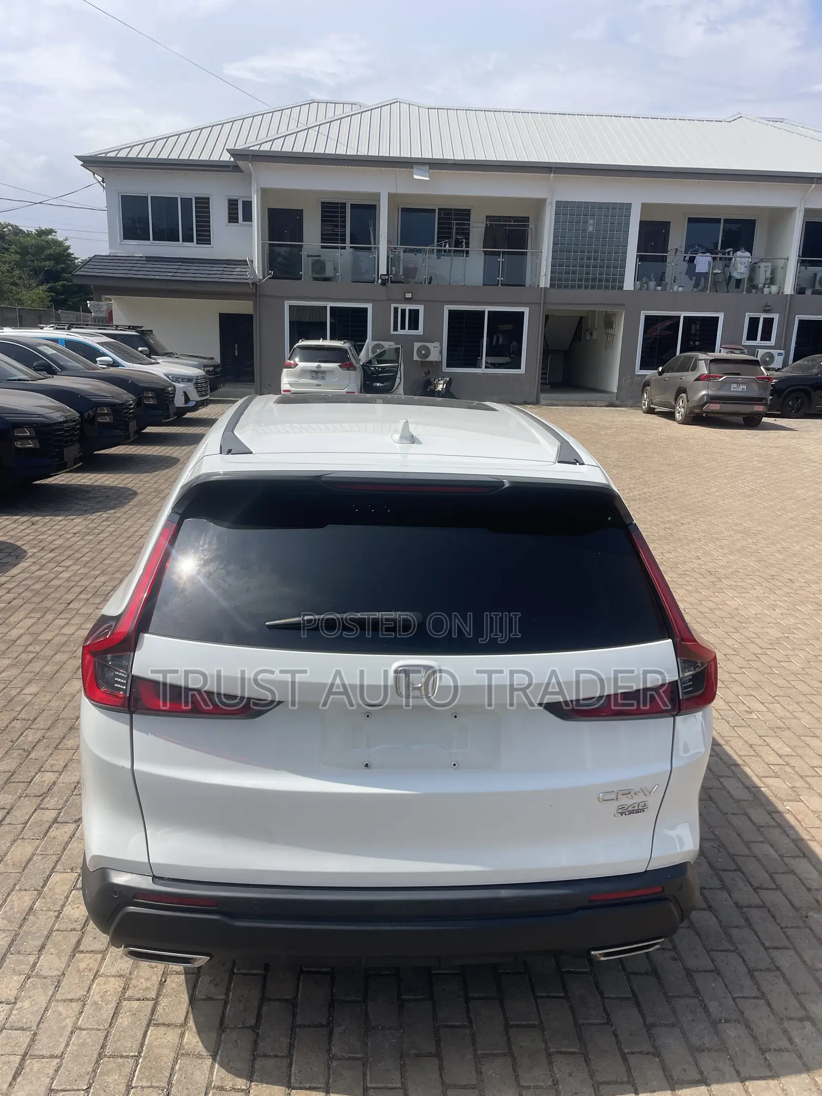 Honda CR-V 2023 White