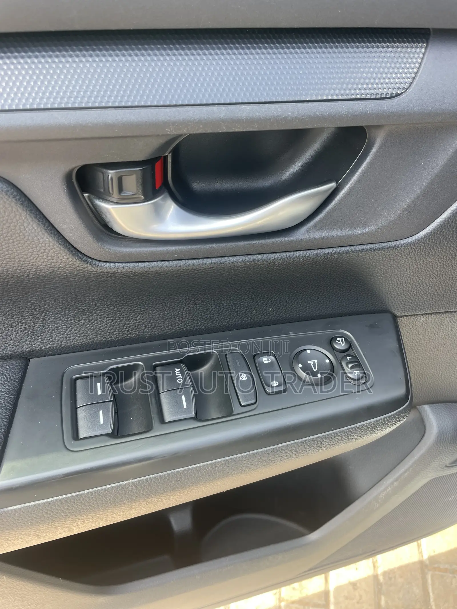 Honda CR-V 2023 White