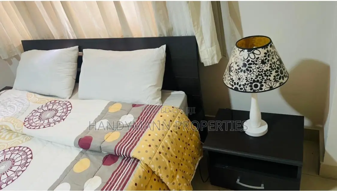 Furnished 2bdrm Apartment in West Airport Enclave for rent