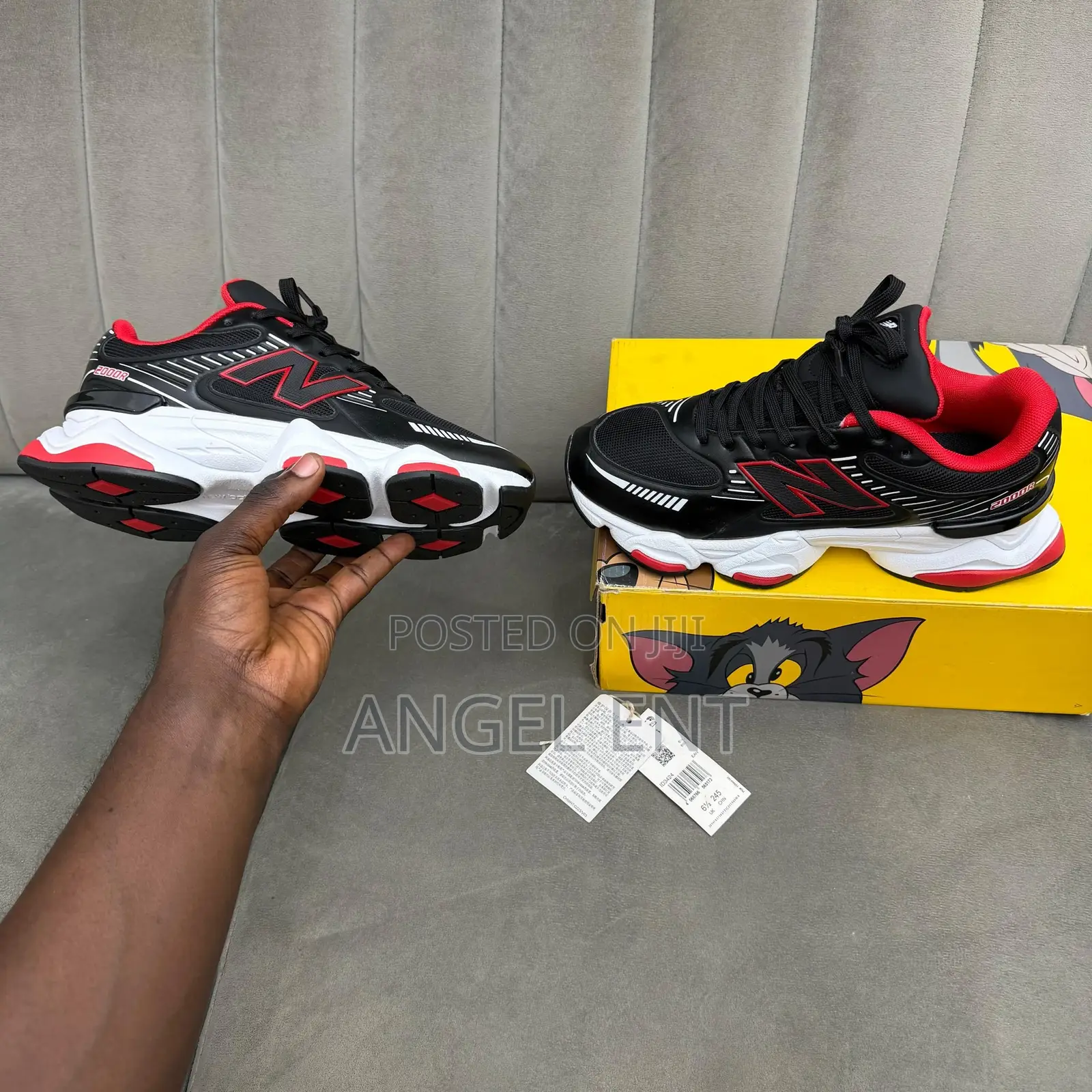 New Balance M2000 Sneakers Red Black Available (Location: Adum Kumasi)