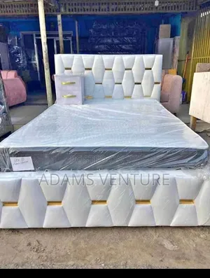 Double Bed With Mattress