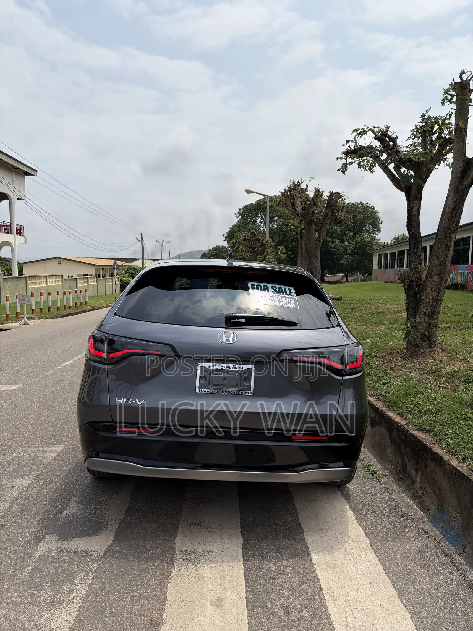 Honda HR-V EX-L AWD CVT w/o BSI 2025 Silver