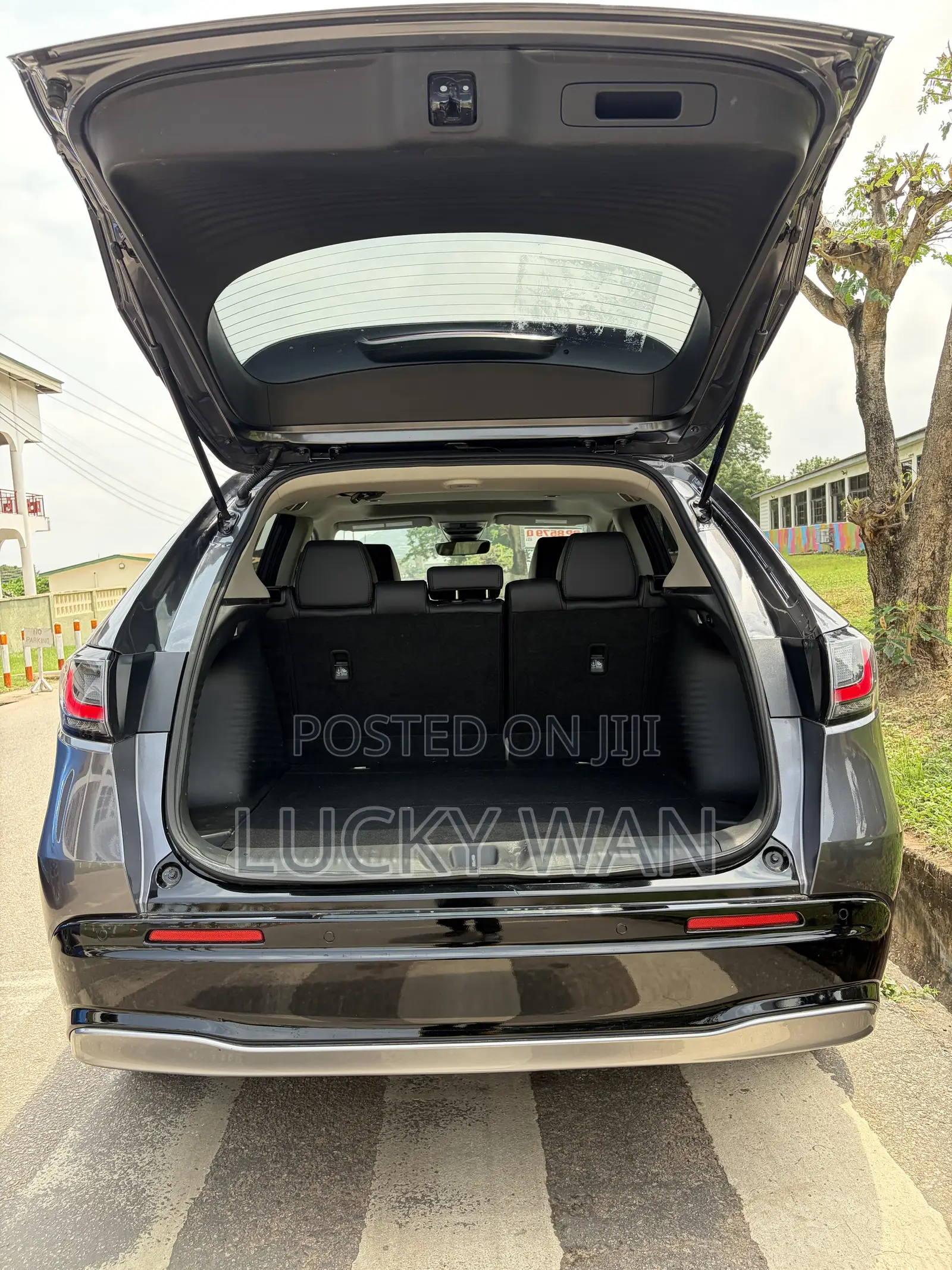 Honda HR-V EX-L AWD CVT w/o BSI 2025 Silver