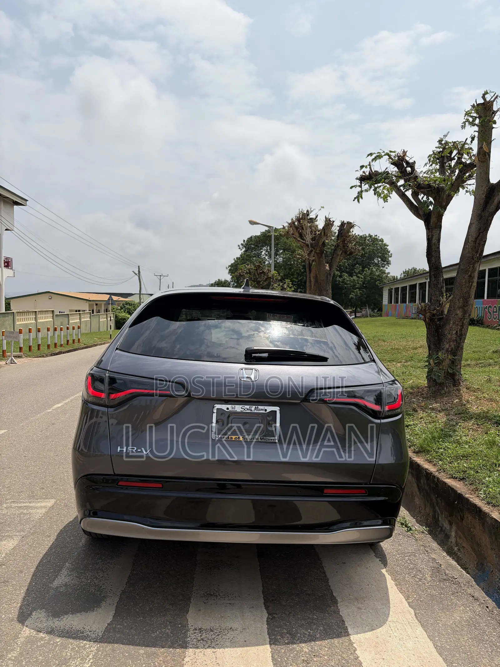 Honda HR-V EX-L AWD CVT w/o BSI 2025 Silver