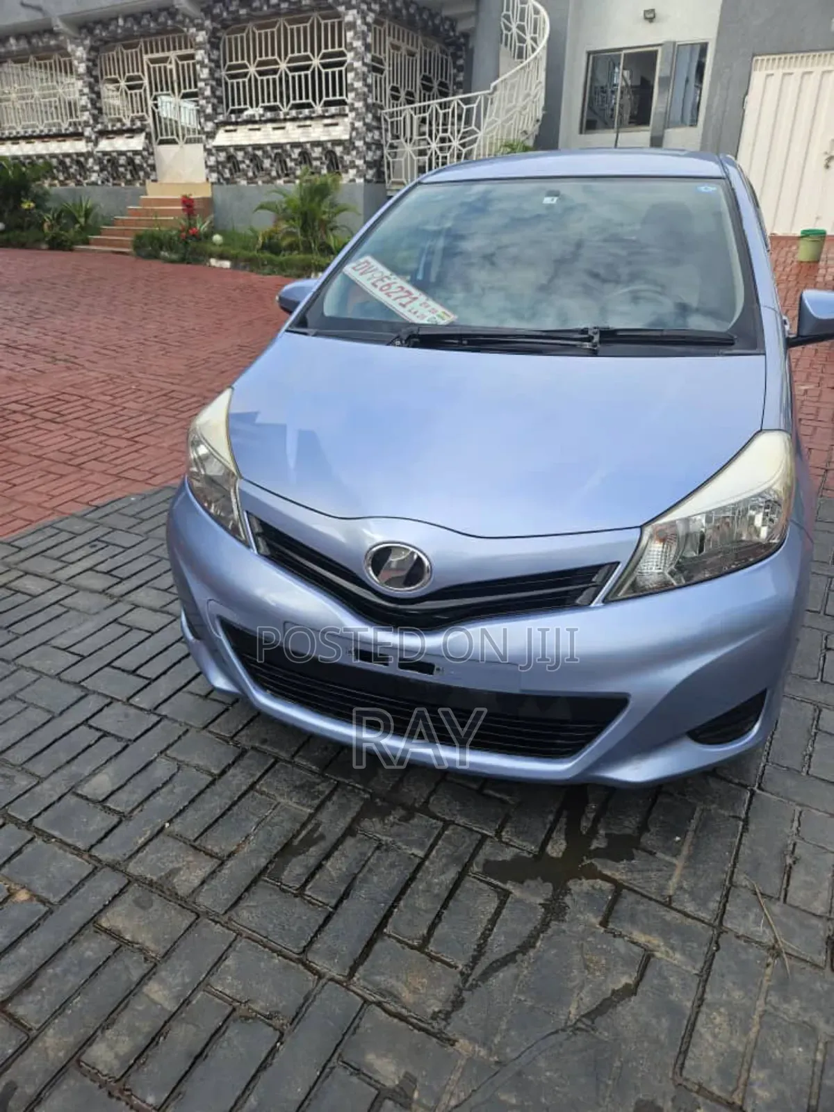 Toyota Vitz 2012 Blue