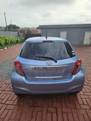 Toyota Vitz 2012 Blue