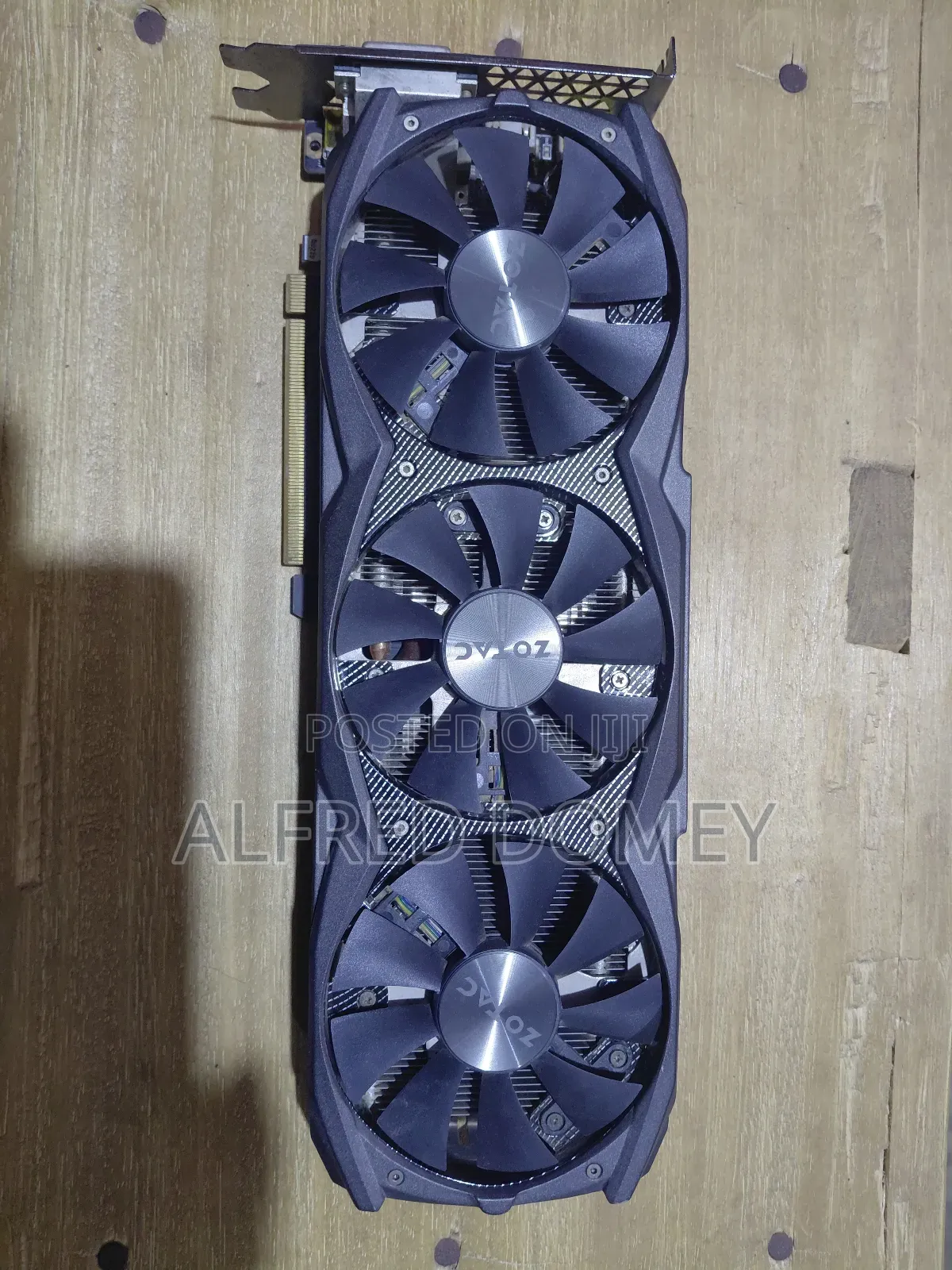 Zotac GTX 980 Ti Amp Edion 6gb 384bit Gddr5