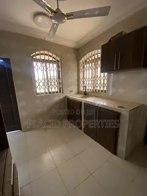 1bdrm Apartment in Ofankor Barrier for rent